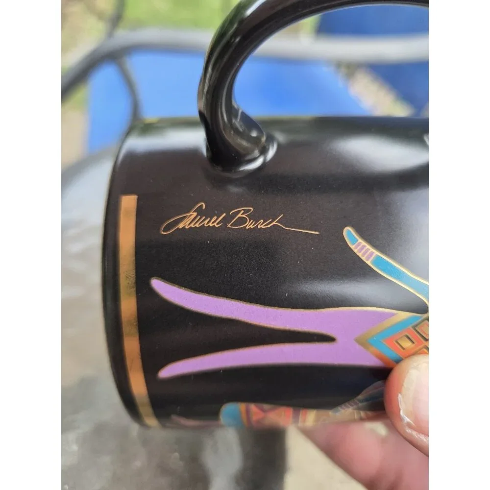 Vintage LAUREL BURCH Familia del Mundo‎ Coffee Mug Cup 1988